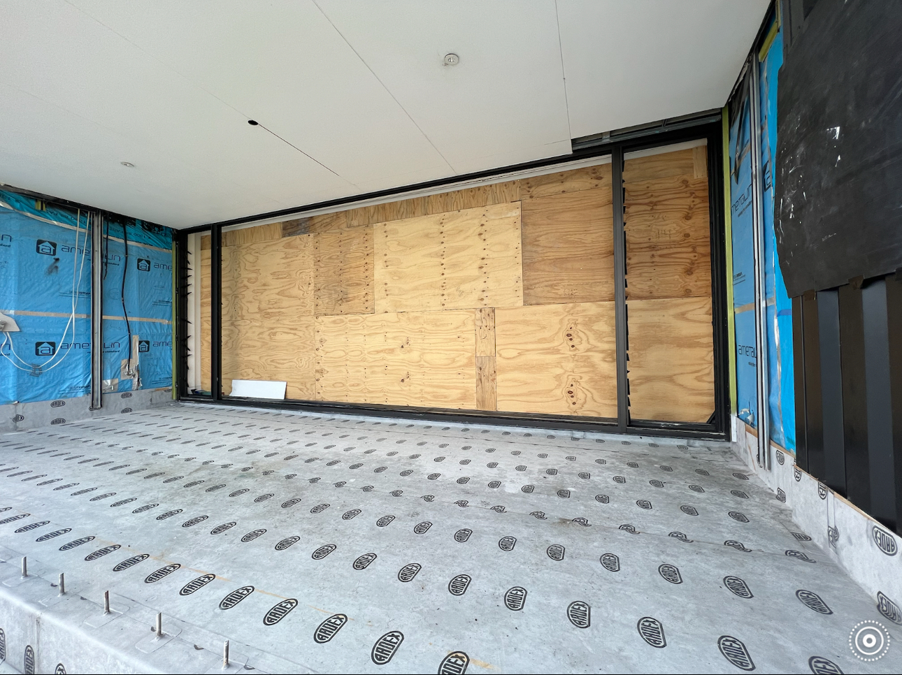 Roofing, balconies, windows and doors, Manly